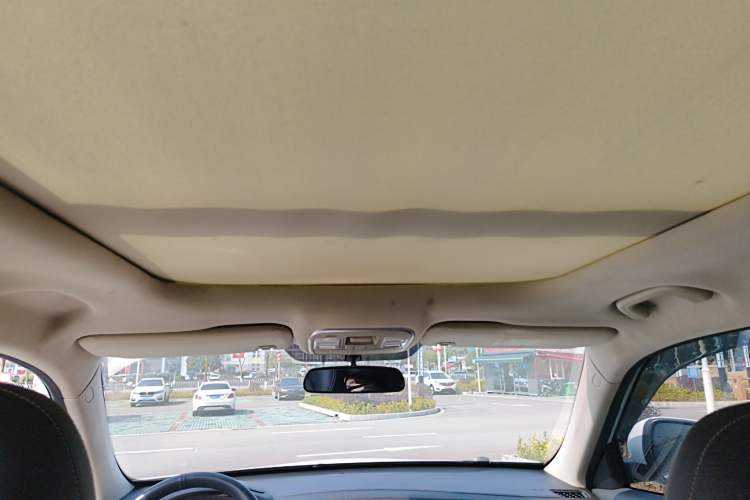 Used Geely Auto Emgrand X7 Sport 2016 1.8TD Automatic Smart Connectivity Version
