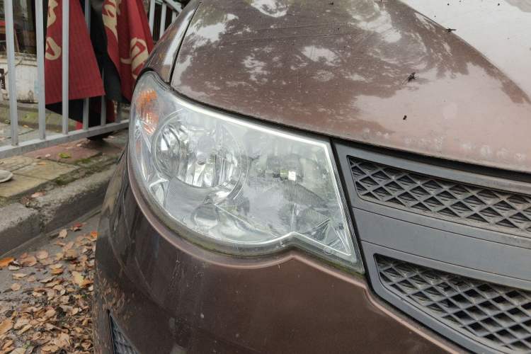 Used Wuling Hongguang 2015 1.5L S Basic Version China V Standard Right Front Headlight