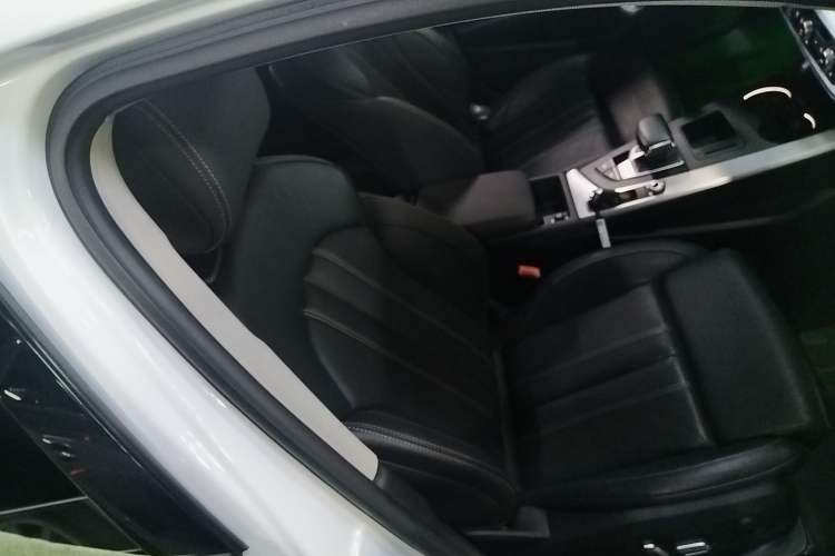 Used Audi A4L 2024 40 TFSI Fashion Dynamic Model