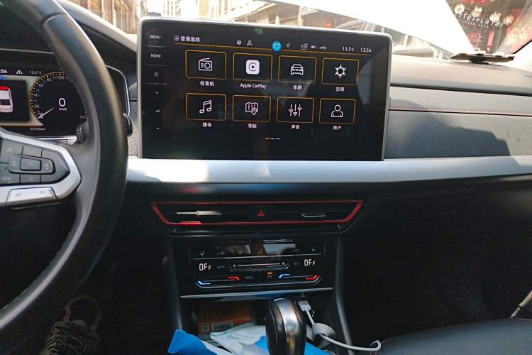 Used Volkswagen Lavida 2023 280TSI DSG Starry Sky Elegance Edition Audio And AC Panel