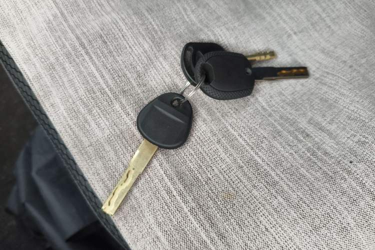 Used JMC Transit 2017 2.8T Commercial Version Short Wheelbase Mid-Roof 6/7/8-Seater JX493