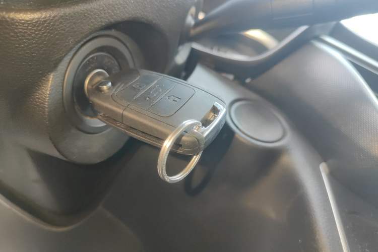 Used Wuling Hongguang S3 2019 Automatic Clutch Version 1.5L Manual Comfort Model China V Standard