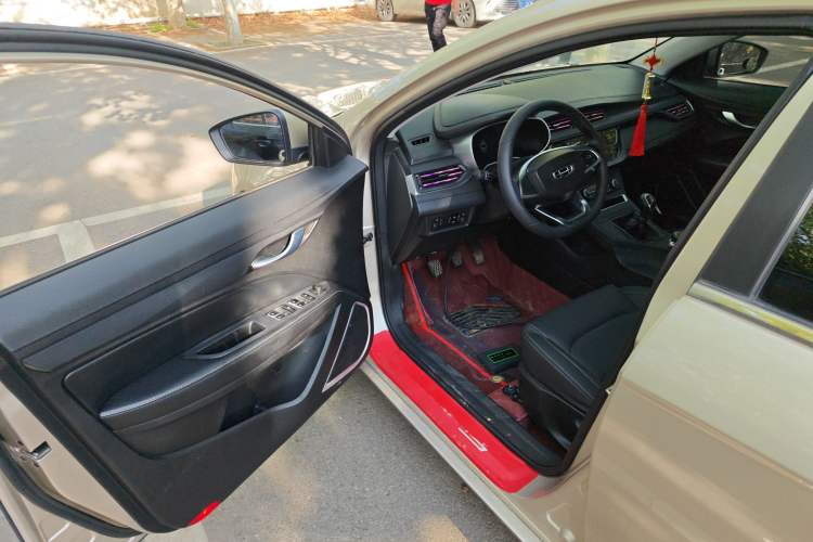 Used Geely Auto Emgrand 2019 Leading Edition 1.5L Manual Upward Asian Games Edition China VI Driver Seat