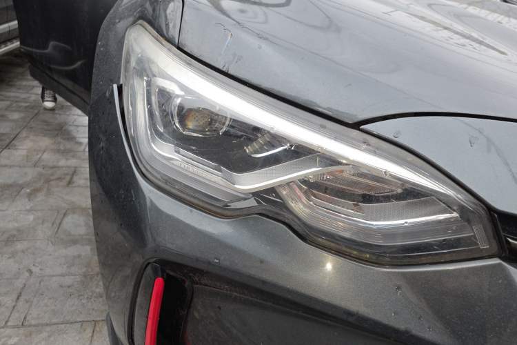 Used Chevrolet Orlando 2019 Redline 530T Automatic Enjoyment Version (5+2 Seating) China VI Right Front Headlight