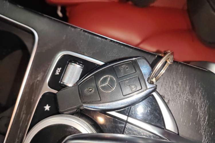 Used Mercedes-Benz C-Class 2015 C 200 L Sport Edition
