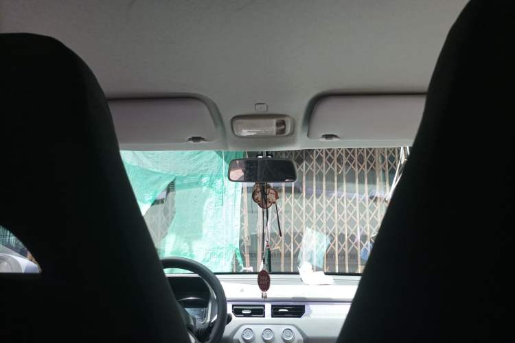 Used Chery QQ Ice Cream 2022 170km Sundae Phosphate Lithium-Ion Headliner