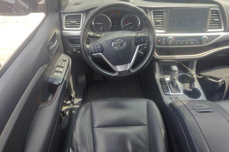 Used Toyota Highlander 2015 2.0T Four-Wheel Drive Luxury Edition 7-Seater