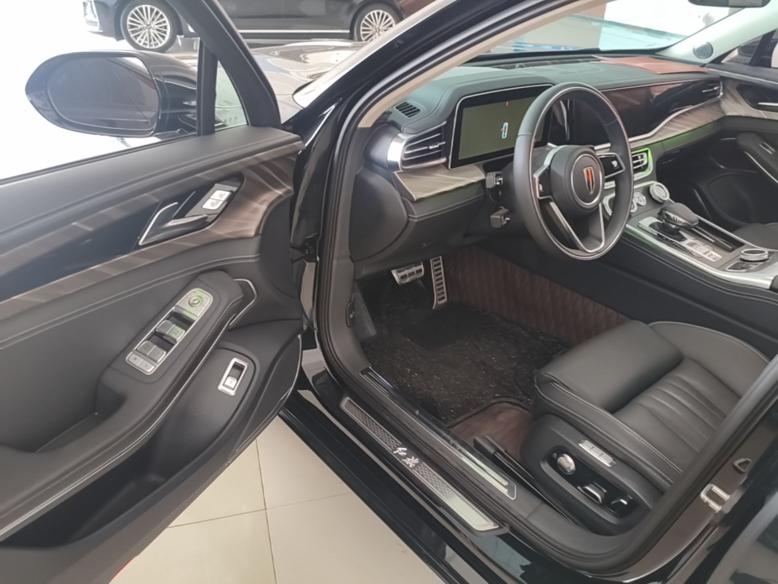 Hongqi H9 2022 2.0T Smart Connect Flagship Edition - Chinese Trim Xiang — снимка 18