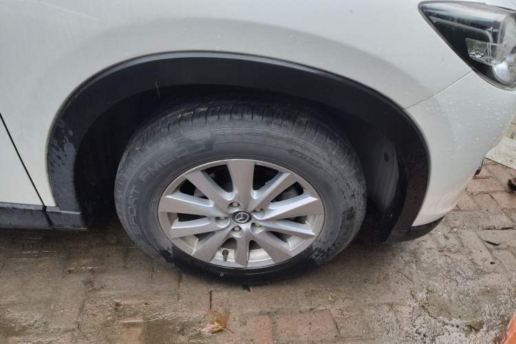 Used Mazda CX-5 2015 2.0L Automatic Two-Wheel Drive Urban Version
