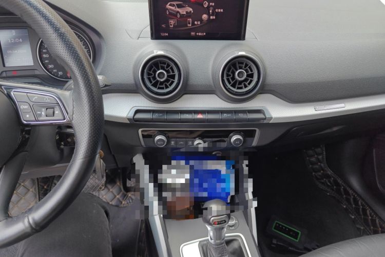 Used Audi Q2L 2018 35 TFSI Fashionable & Elegant Version China VI Emission Standard Audio And AC Panel