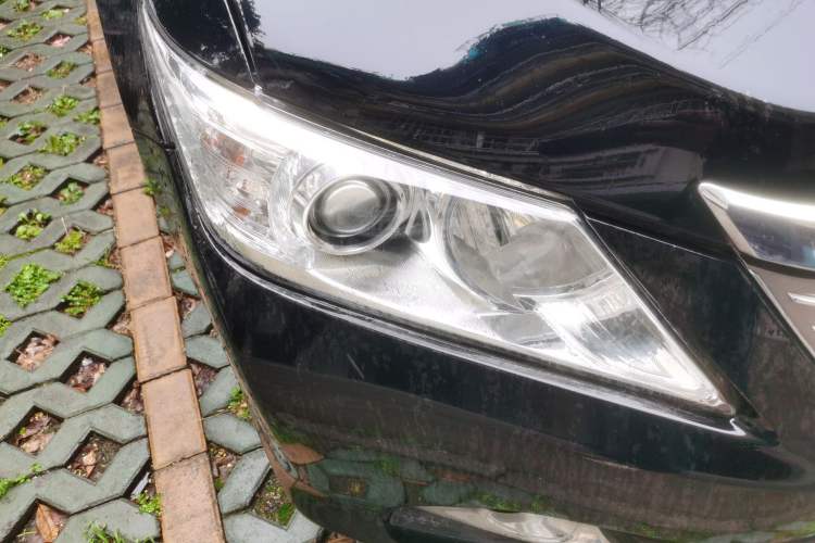 Used Toyota Camry 2013 2.0G Comfort Edition Right Front Headlight