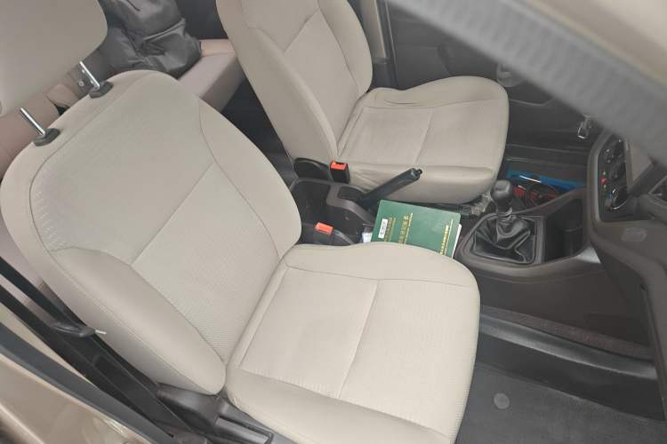 Used Wuling Hongguang V 2021 1.5L Jingqu Version LAR