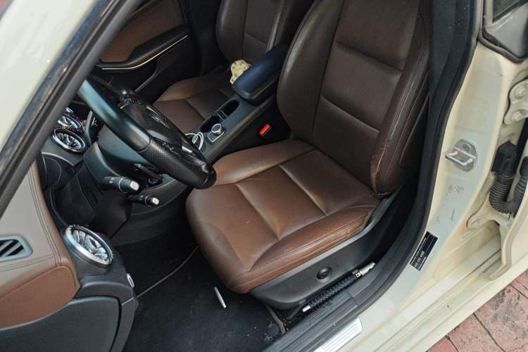 Used Mercedes-Benz CLA 2014 CLA 260 4MATIC Left Front Seat