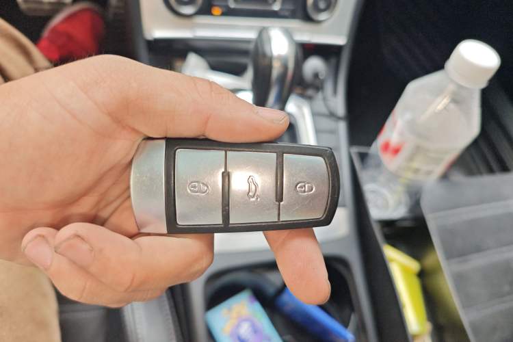 Used Volkswagen FAW-Volkswagen CC 2013 1.8TSI Luxury Model Vehicle Key