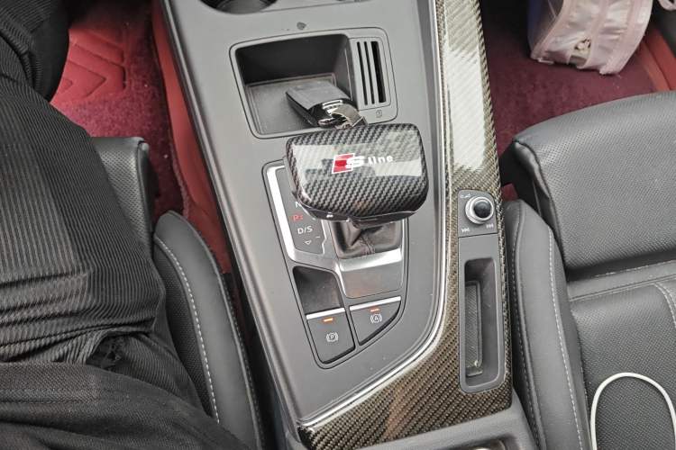 Used Audi A4L 2023 40 TFSI Fashion Dynamic Model
