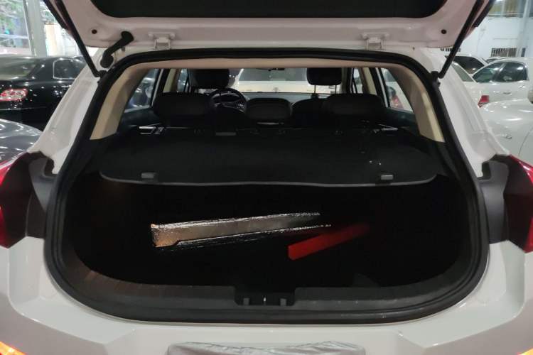 Used Geely Auto Emgrand GS 2016 Elegant Edition 1.8L Automatic LingShang Model Trunk