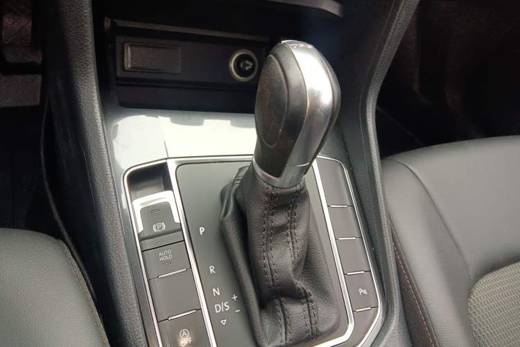 Used Volkswagen Golf Sportsvan 2018 230TSI Automatic Trend Edition