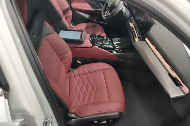 Used BMW i5 2025 eDrive 40L M Sport Package
