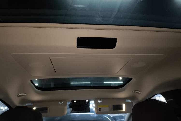 Used Li Auto MEGA 2024 Ultra Model