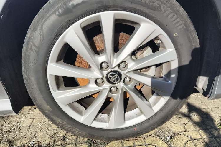 Used Toyota Camry 2023 2.0G Luxury Edition
