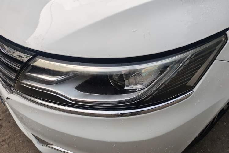 Used Roewe i6 2018 20T Automatic Flagship Edition
