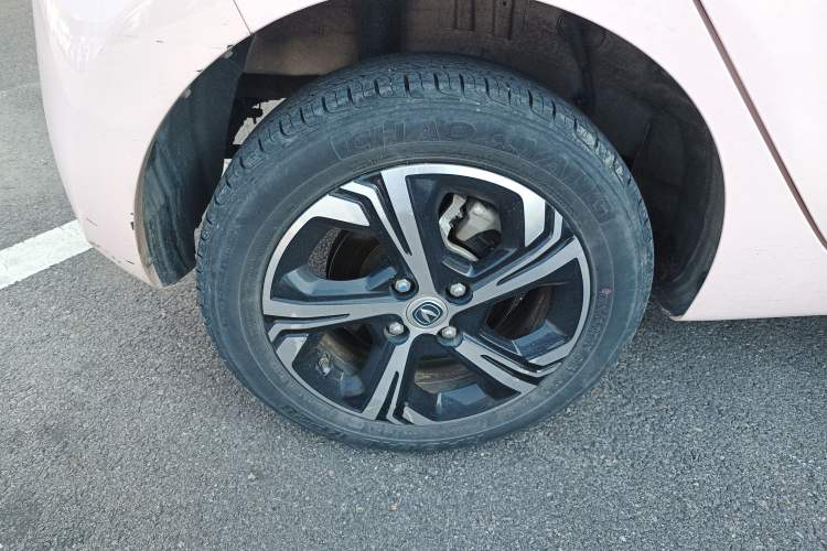 Used CHANGAN OSHAN Benni E-Star 2022 Qingxin Edition Colorful Model Lithium Iron Phosphate
