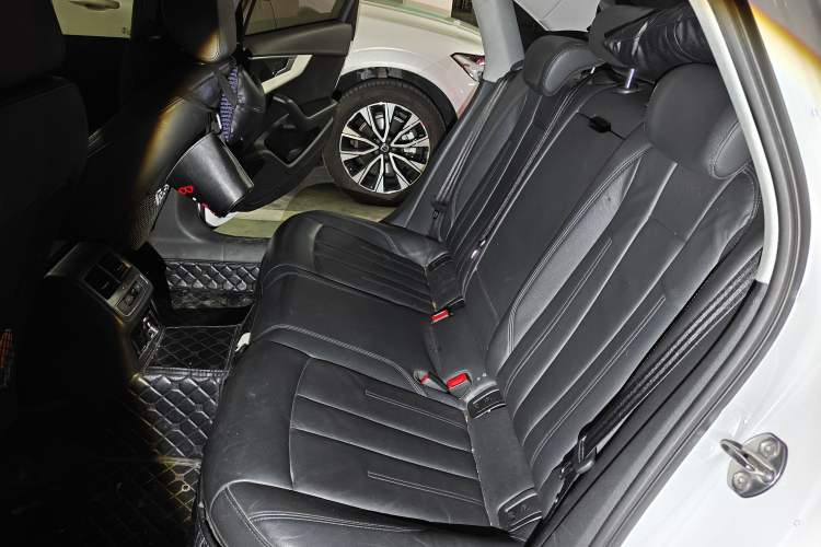 Used Audi A4L 2018 30th Anniversary Edition 40 TFSI Fashion Model