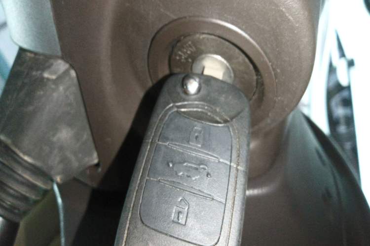 Used Baojun 730 2014 1.5L Manual Luxury Navigation ESP Version 7 Seats
