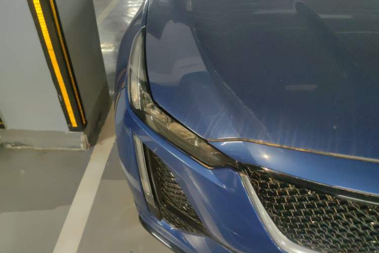 Used Cadillac CT5 2020 28T Platinum Sport Edition Right Front Headlight