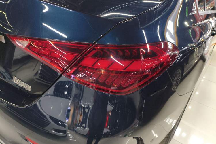 Used Mercedes-Benz C-Class 2025 C 260 L Sport Edition Right Rear Taillight