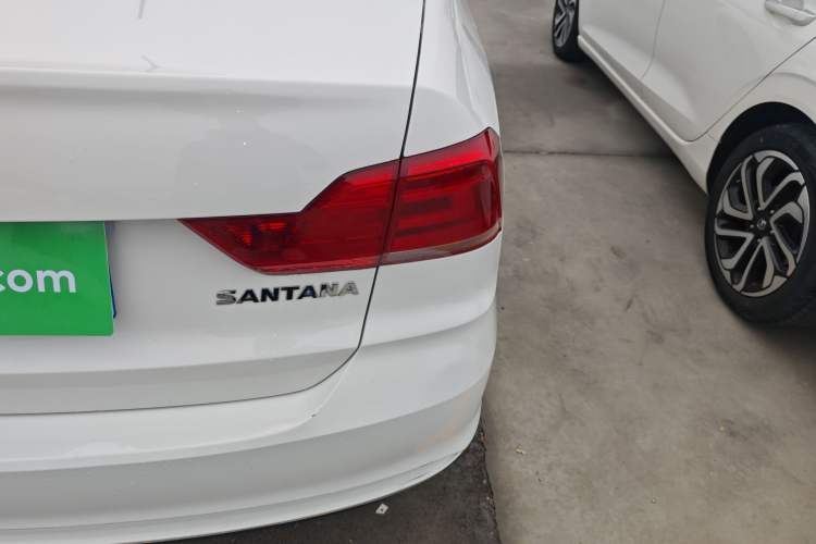Used Volkswagen Santana 2019 1.5L Manual Fashion Edition China VI Standard Exterior 3