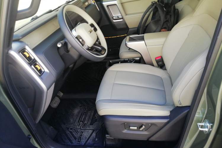 Used iCAR V23 2025 401 Two-Wheel Drive Intelligent Driving Version