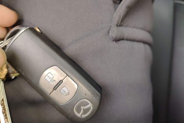 Used Mazda CX-4 2016 2.0L Automatic 2WD Blue Sky Dynamic Edition
