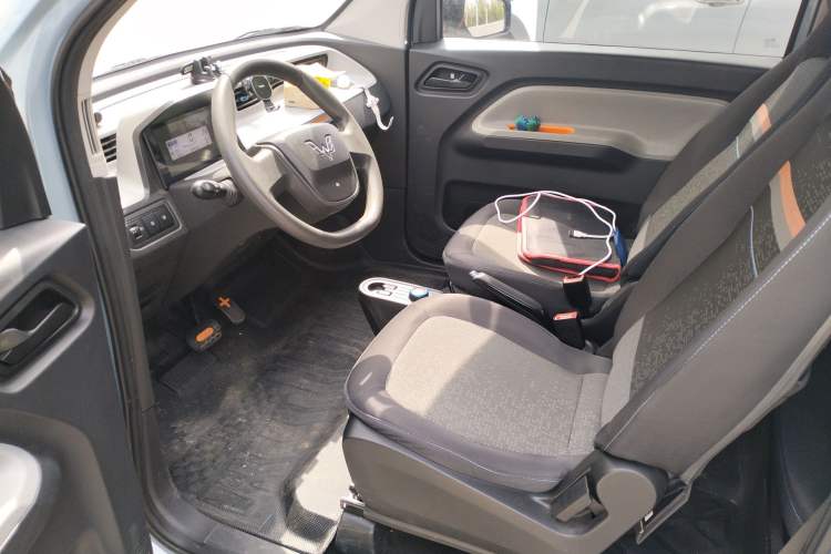 Used Wuling Hongguang MINIEV 2022 Easy Version Lithium Iron Phosphate Left Front Seat