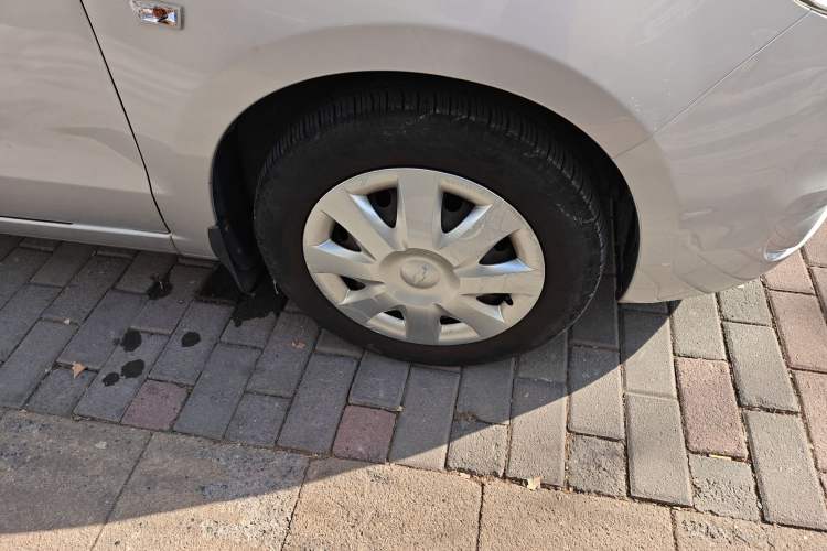 Used Chevrolet Sail 2010 Hatchback 1.2L Manual Ideal Edition
