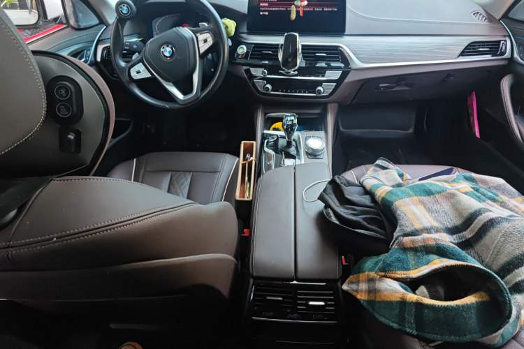 Used BMW 5 Series 2021 530Li xDrive Luxury Package