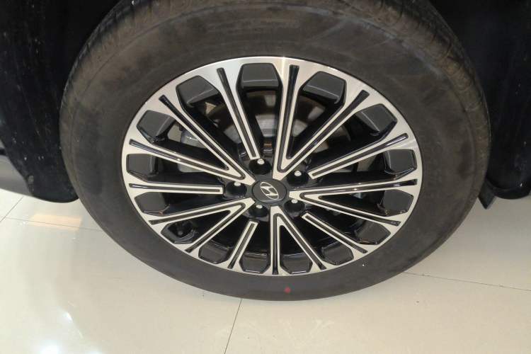 Used Hyundai Custo 2024 270TGDi TOP Smart Luxury Flagship Edition