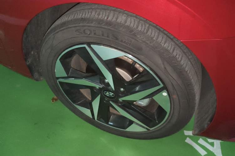 Used Hyundai Elantra 2022 1.5L CVT LUX Prestige Edition
