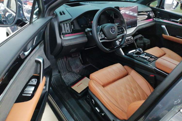 Used BYD Tang New Energy 2023 DM-i Champion Edition 112KM Prestige Model Driver Seat