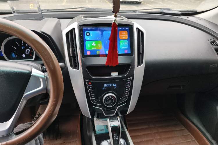 Used Luxgen U6 SUV 2015 1.8T Fashion-Upgraded Model
