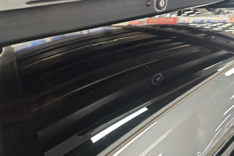 Used Deepal S07 2025 285Max Huawei Qiankun Intelligent Driving ADS SE Range-Extended Version Roof