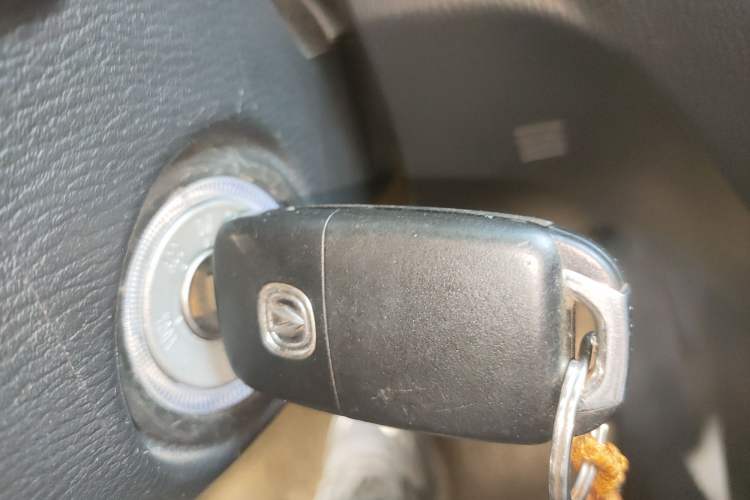 Used Changan Alsvin V7 2016 1.6L Manual Joyride Model China V Standard
