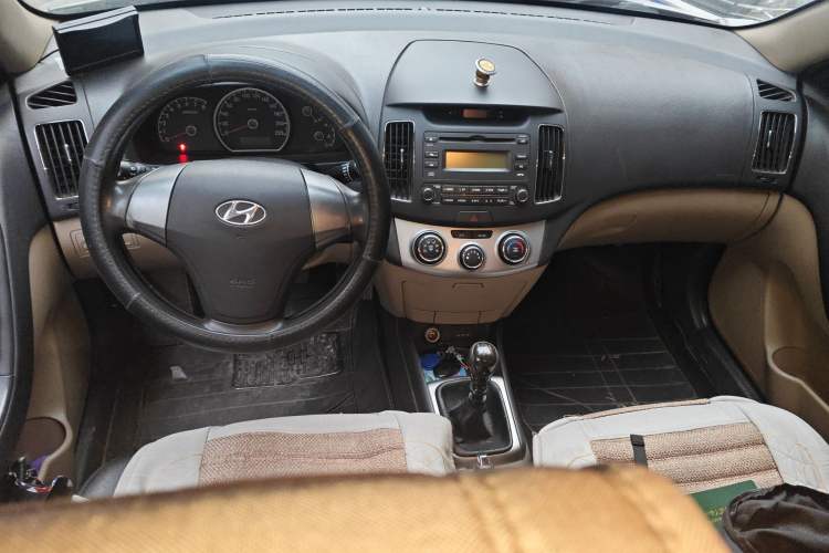 Used Hyundai Celesta 2011 1.6L Manual Comfort Edition