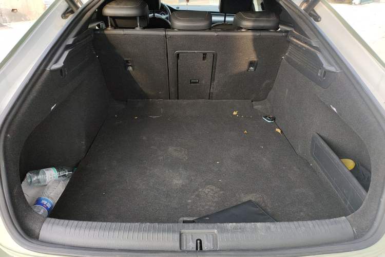 Used Volkswagen FAW-Volkswagen CC 2020 330TSI Glamour Edition China VI Standard Trunk