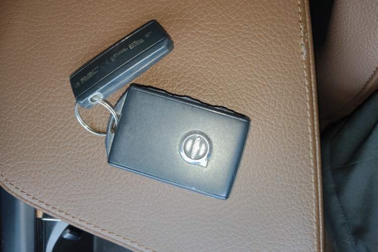 Used Volvo S90 2020 Facelifted T5 Zhiyi Luxury Edition
