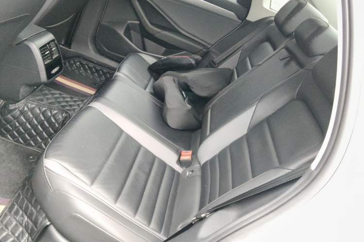 Used Volkswagen Sagitar 2020 280TSI DSG Comfort Version China VI Standard Left Rear Seat