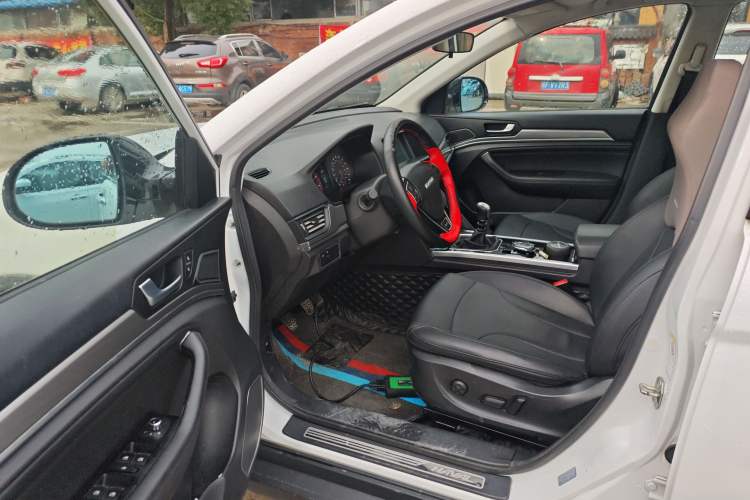 Used Haval H6 2018 Red-Label Sport Version 1.5T Manual Two-Wheel Drive Elite Model
