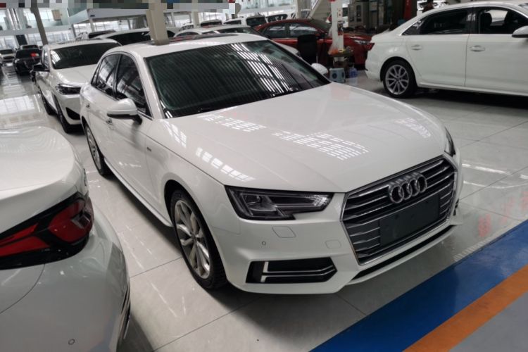 Used Audi A4L 2018 30th Anniversary Edition 40 TFSI Fashion Model
