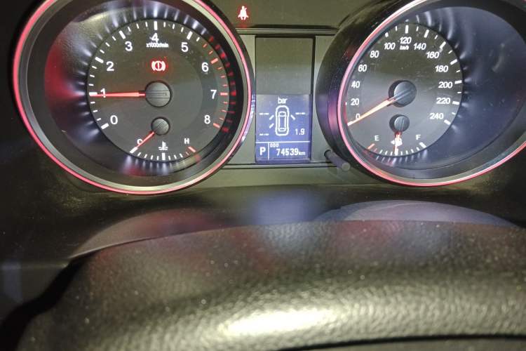 Used Haval H6 2015 Sport Edition 1.5T Automatic Two-Wheel Drive Luxury Model
