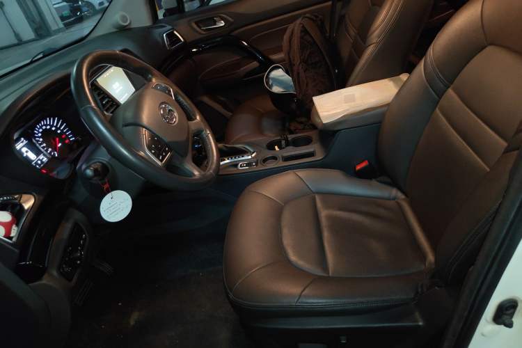 Used GAC Trumpchi GS4 2017 200T G-DCT Two-Wheel Drive Luxury Edition Left Front Seat